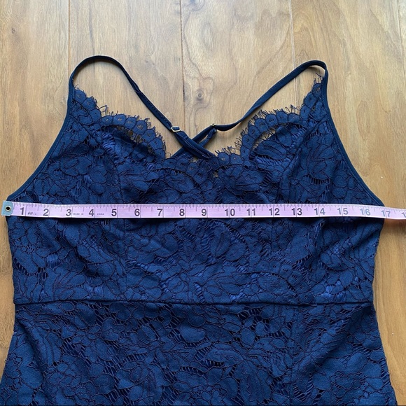 *SOLD*Lulu's Flirting with Desire Navy Blue Lace - Picture 13 of 15